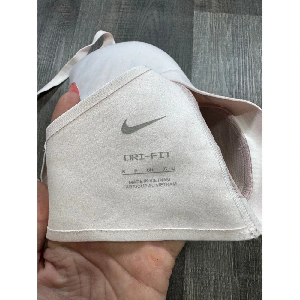 Nike Dri-FIT High Support Sports Bra Pale Pink Molded Cups Size Small (C-E)
